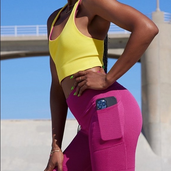 Fabletics Simone SculptKnit Reversible Sports Bra - Picture 7 of 7